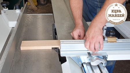 Połączenie krzyżowe zakładkowe, wykonane na pilarce stołowej | Tipy stolarskie