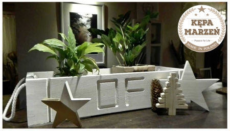 DREWNIANA SKRZYNKA NA KWIATY