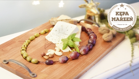 Taca do serwowania sera z miejscem na oliwki lub winogrono